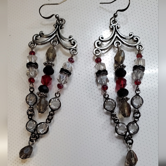Handmade beaded earrings - Picture 4 of 4